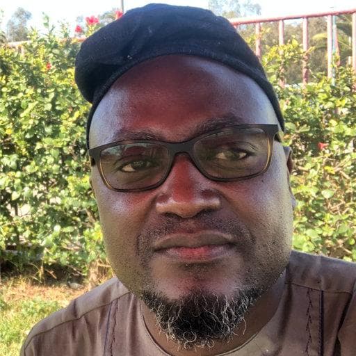 Pr Raymond HOUE NGOUNA